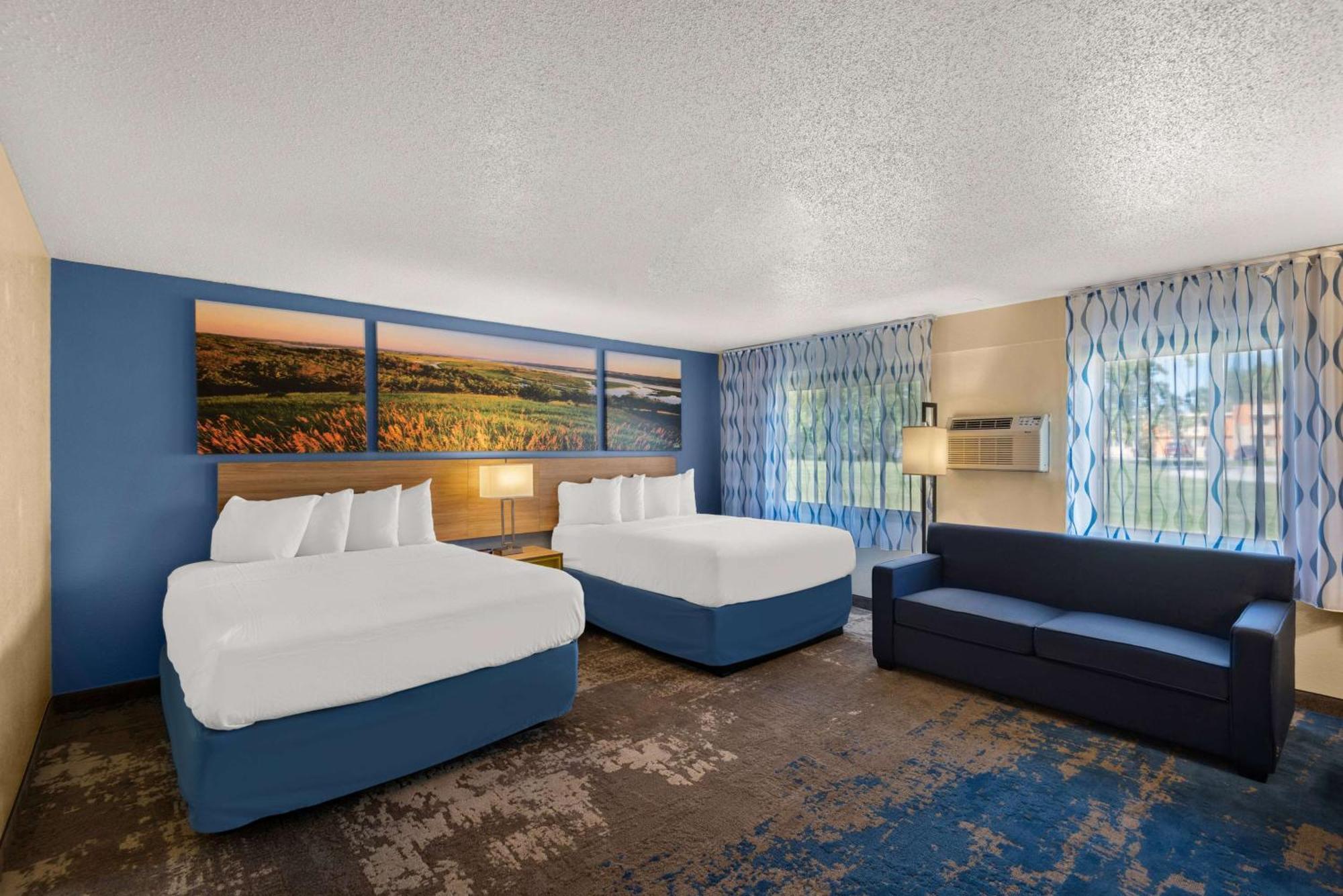Days Inn By Wyndham Newton Exterior photo